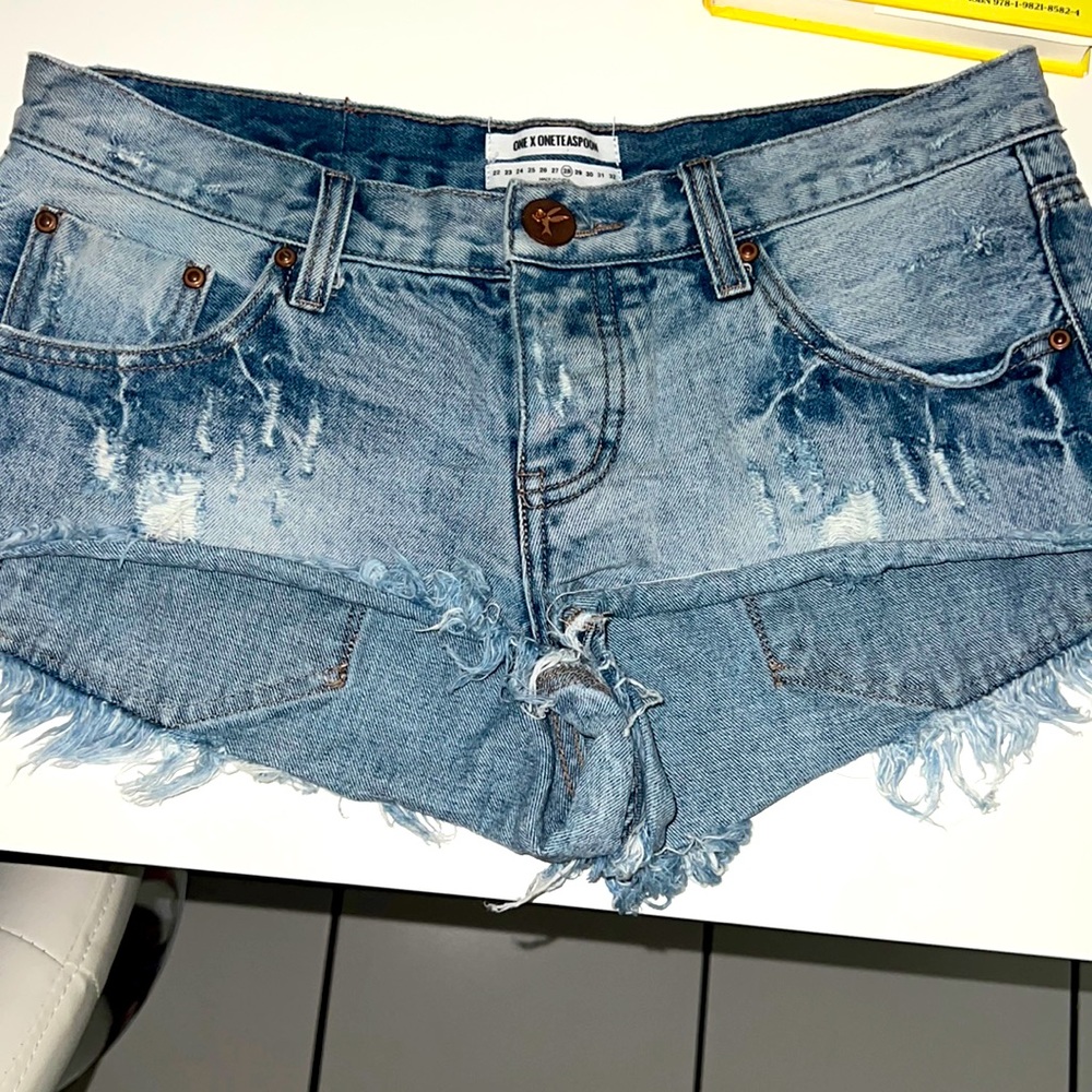one tea spoon shorts